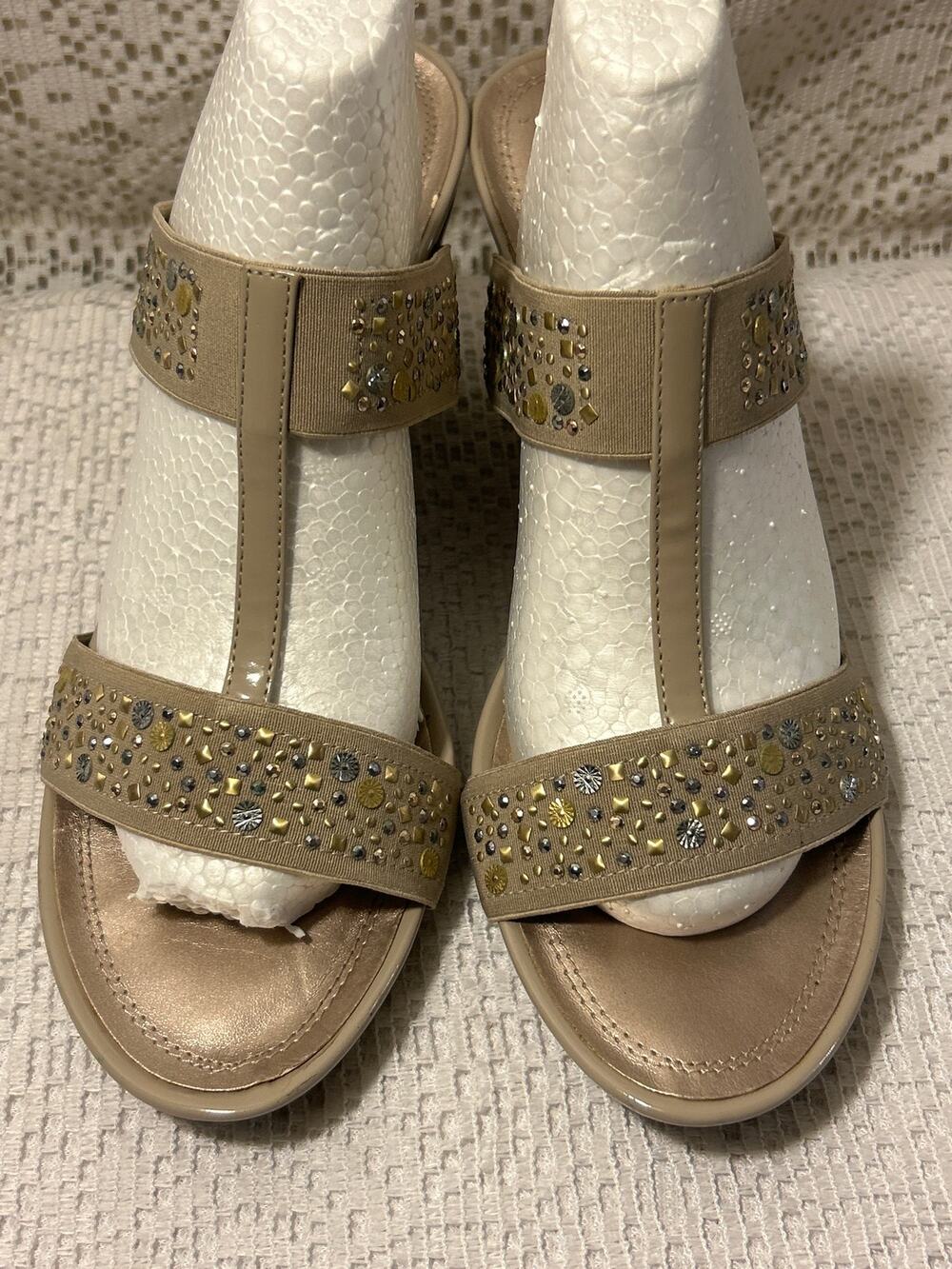 Naturalizer Taupe Studded Wedge Sandals, SZ 9 Slide on, open toe dress casual